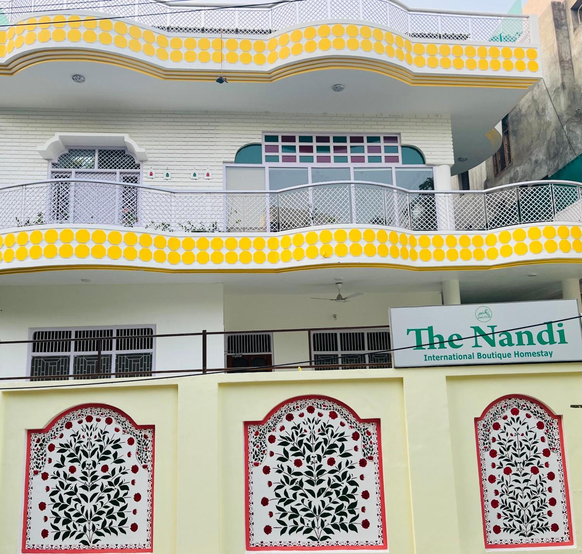 The Nandi International Boutique Homestay Varanasi Exterior photo