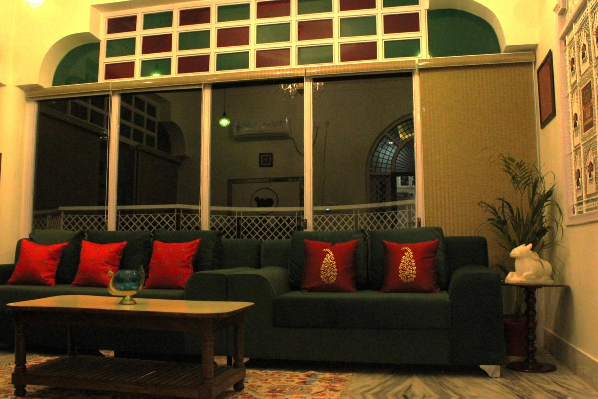 The Nandi International Boutique Homestay Varanasi Exterior photo