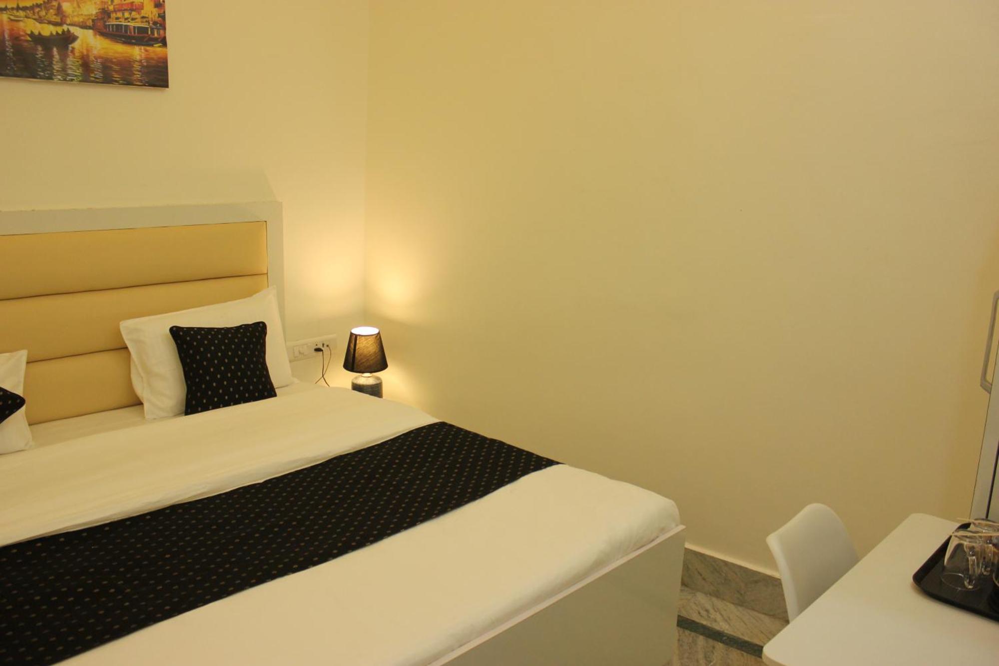 The Nandi International Boutique Homestay Varanasi Exterior photo