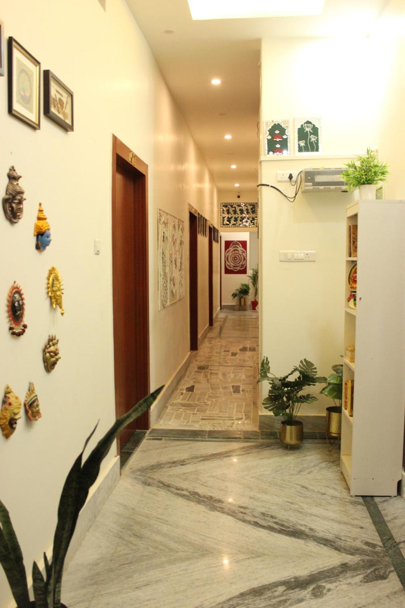 The Nandi International Boutique Homestay Varanasi Exterior photo